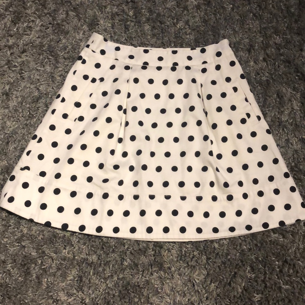 White House Black Market Skirt